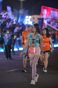 BIB: 2560
                            <button type="button" onclick="openModal(21018089)" class="btn btn-primary btn-sm float-right btn-popup" data-toggle="modal" data-target=".modal-high-quality">
                        <i class="fas fa-shopping-cart"></i> Add to Cart
                    </button>
                                            <button type="button" onclick="isThisMe(21018089, true)" class="btn btn-success btn-sm float-right btn-popup btn-isme hidden" data-toggle="tooltip" data-placement="bottom" title="นี่คือรูปของคุณใช่ไหม คลิกที่นี่เพื่อเอาเข้าอัลบั้ม">
                        <i class="fas fa-plus"></i> Add to album
                    </button>
                    <button type="button" onclick="isThisMe(21018089, false)" class="btn btn-warning btn-sm float-right btn-popup btn-isnotme hidden">
                        <i class="fas fa-ban"></i> Remove from album
                    </button>